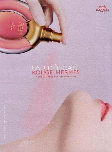 Rouge eau delicate spray